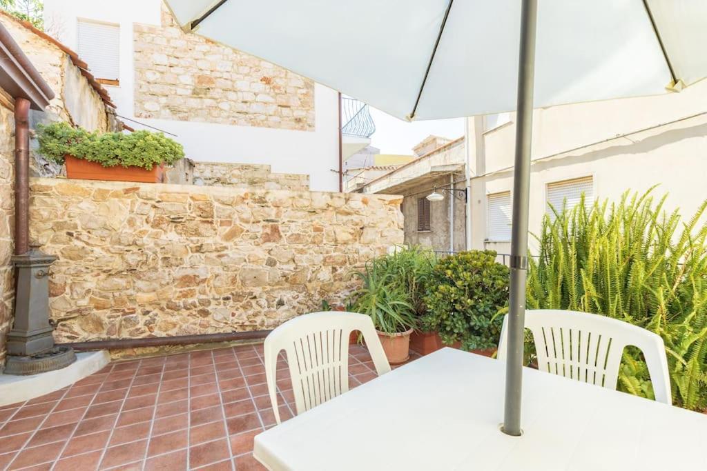 Apartmán Domm'E Antoni Baunei Exteriér fotografie