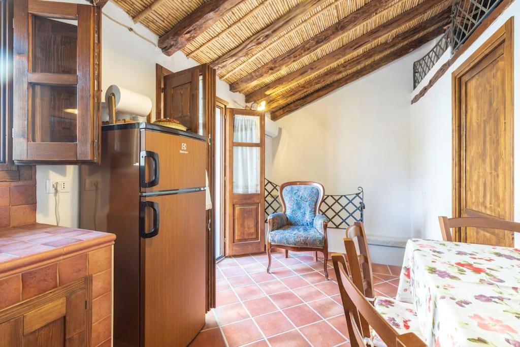Apartmán Domm'E Antoni Baunei Exteriér fotografie